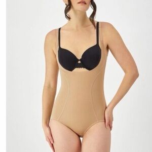 Maidenform Women's Tan Shapewear Bodysuit